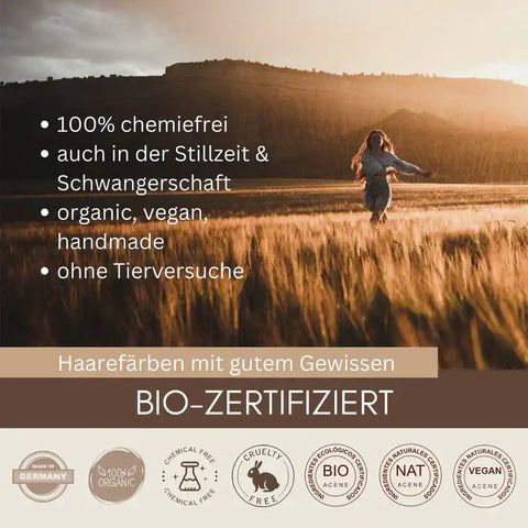 Frau läuft durch Weizenfeld, Text zu chemiefreier, veganer, bio-zertifizierter Haarfarbe.