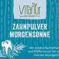 Vitanur Zahnpulver Morgensonne 45g in blauem Design mit Zahn-Grafik, Inhaltsstoffen und Herstellerangaben.
